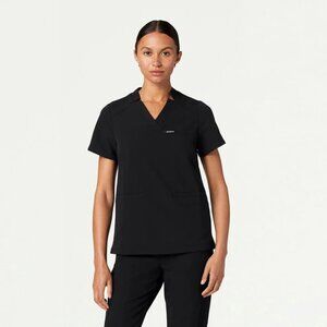 Jaanuu Womens Relaxed 3 Pocket Scrub Top